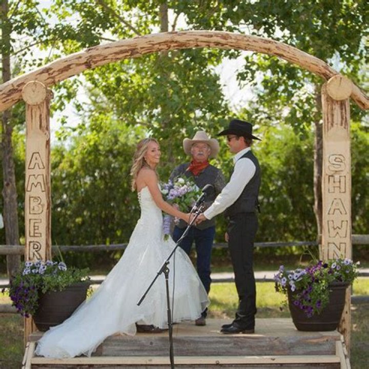 Heartland actress Amber Marshall's ranch wedding
