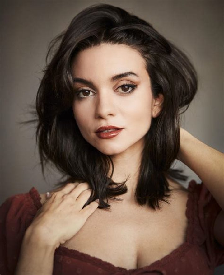 Lauren Lavera Biography