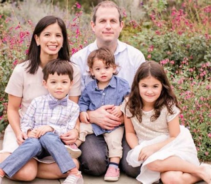 Ylan Mui – biography, is she married, who is her husband Here are facts